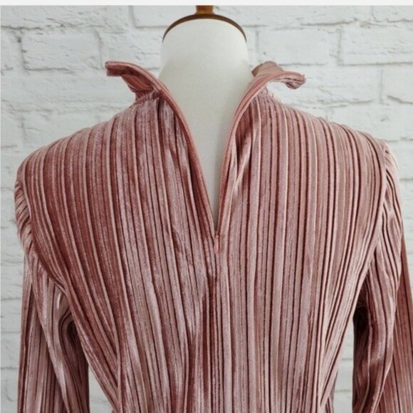 J.O.A. Velvet Sweater - Picture 6 of 9